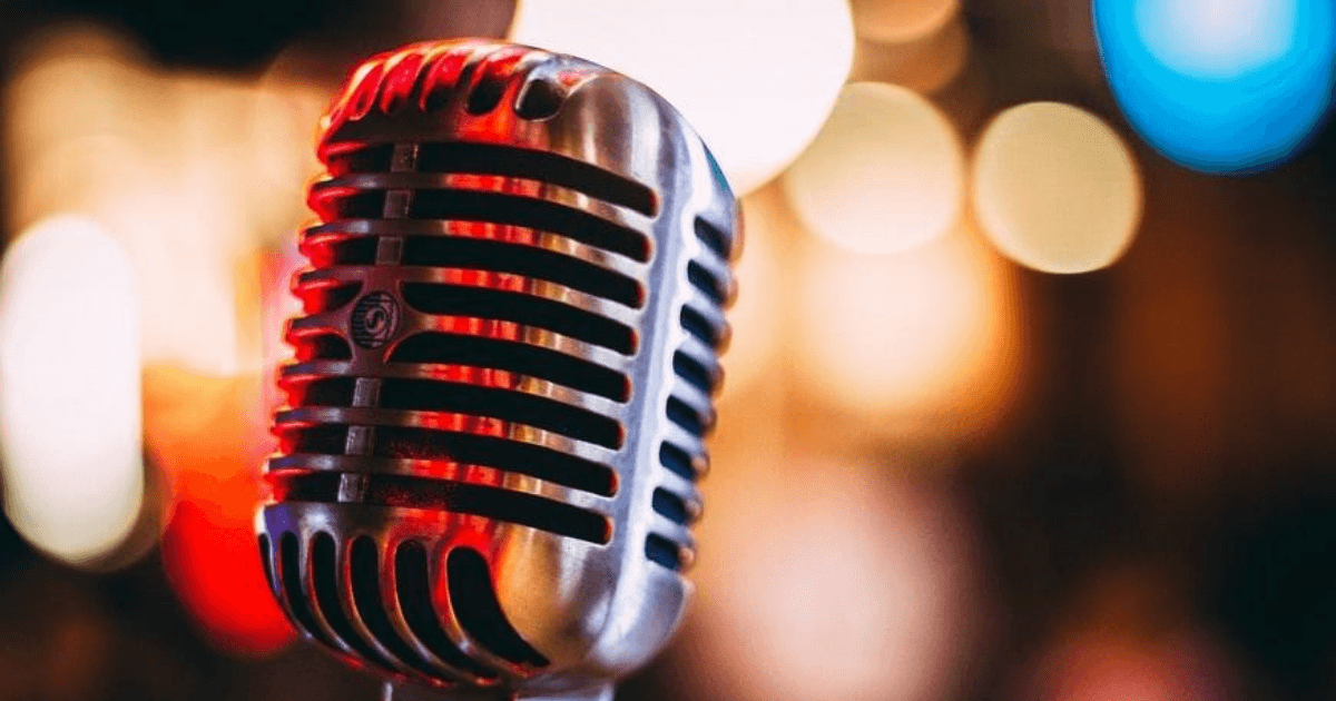 What Things Should be in Rental Firm having Microphone Hire?