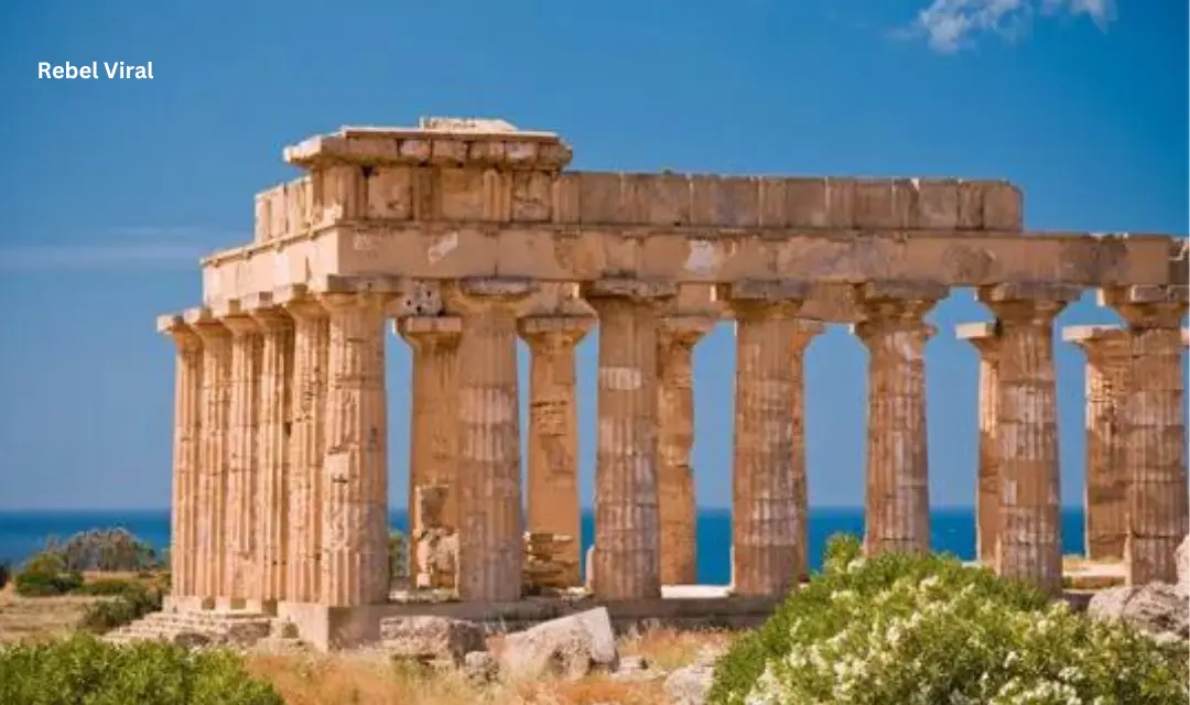 What Made Inland Travel and Trade Difficult in Ancient Greece?